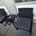 Zimmer Mit Doppelbett Und Gemeinsames Bad